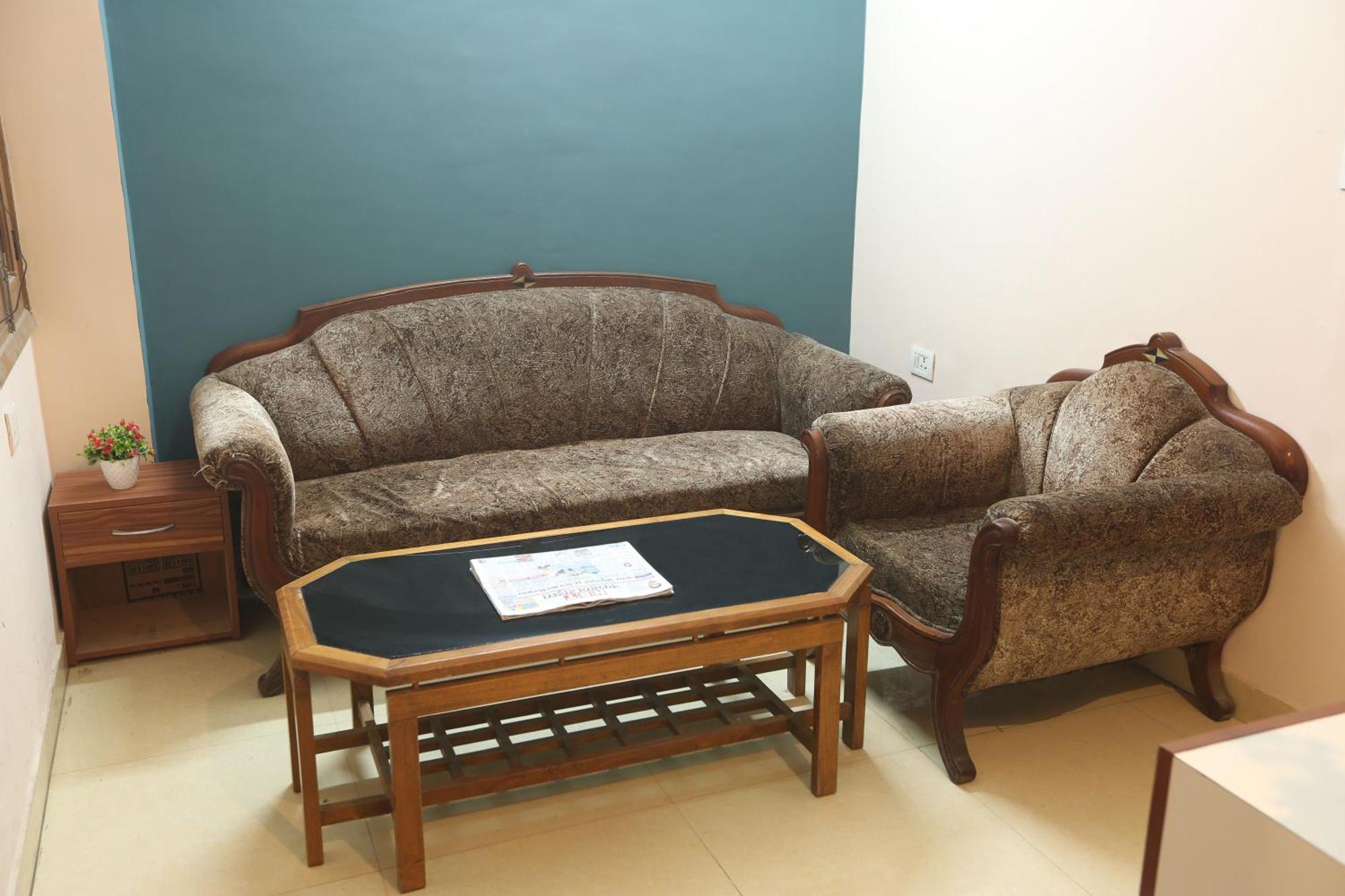 Hotel Ginger Palace - Corporate Hotel Noida Sector 62 Екстер'єр фото
