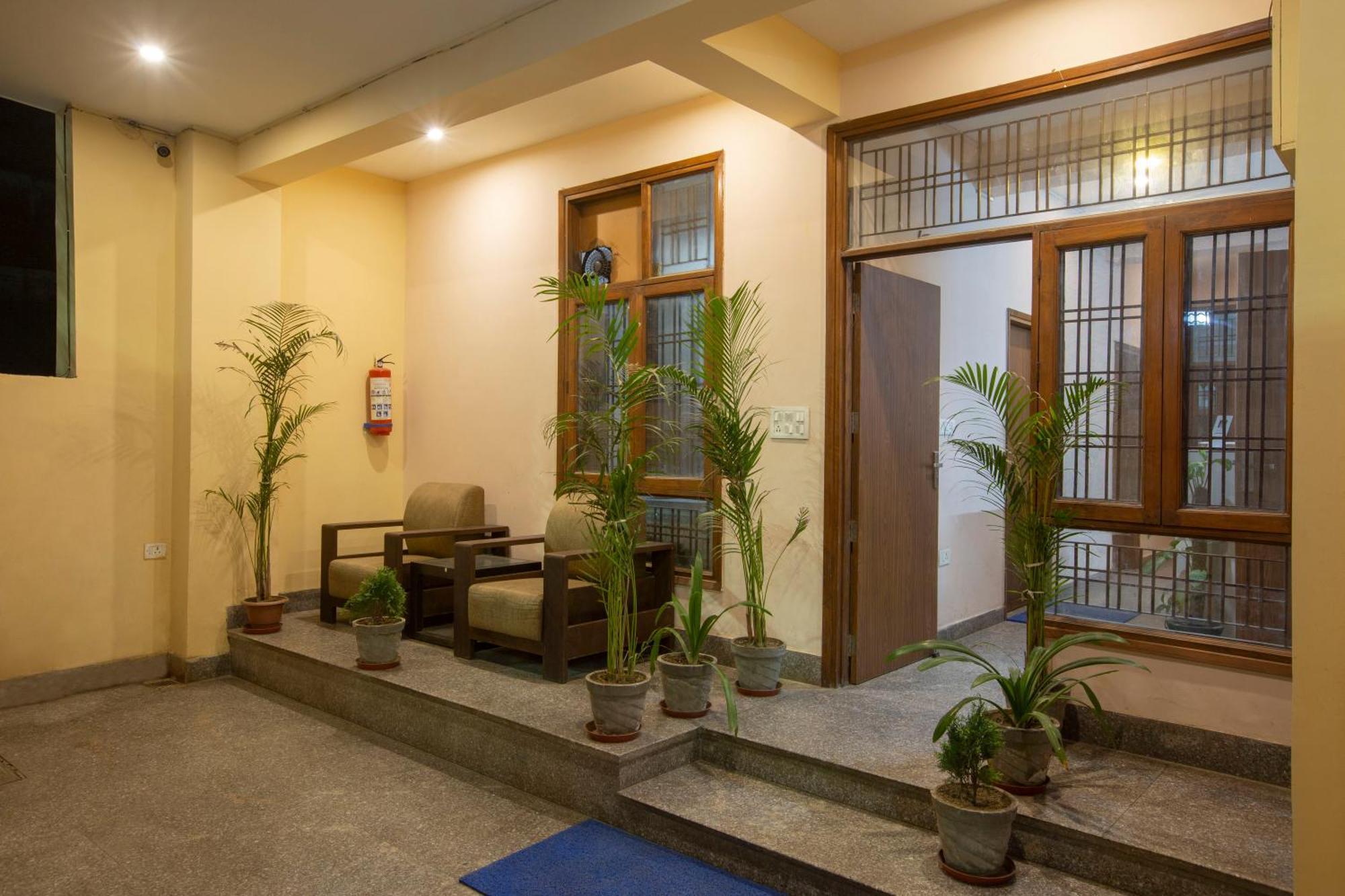 Hotel Ginger Palace - Corporate Hotel Noida Sector 62 Екстер'єр фото